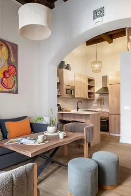 Una cocina o zona de cocina en Monkeys Apartments Casa Palacio Bustos Tavera