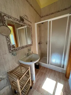 Un baño de Casita Cacahuete