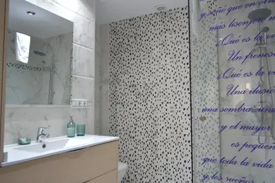 Un baño de Sunshine Menendez Pelayo
