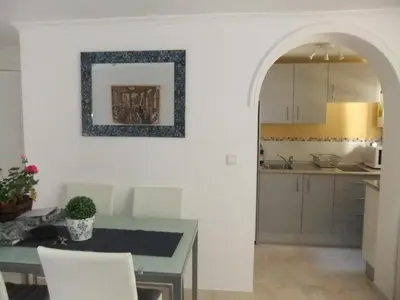 Una cocina o zona de cocina en Cozy and charming house in Sevilla