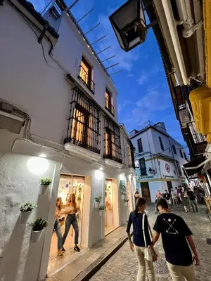 Clientes alojados en Apartamento 1 by MezquitaSuites