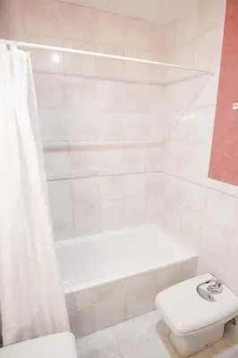 Un baño de RentalSevilla Marqués de Estella