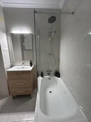 Un baño de Wanderlust Apartments