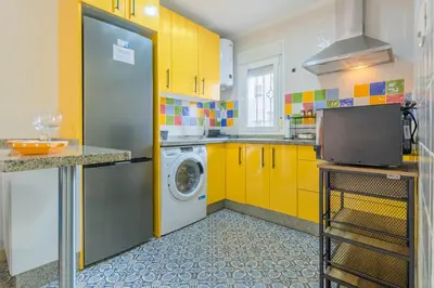 Una cocina o zona de cocina en Blue Gardenia Apartmento en Sevilla