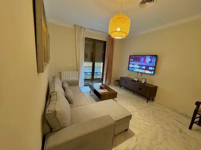 Una televisión o centro de entretenimiento en Apartamento en CORAZÓN de CÓRDOBA con PARKING OPCIONAL