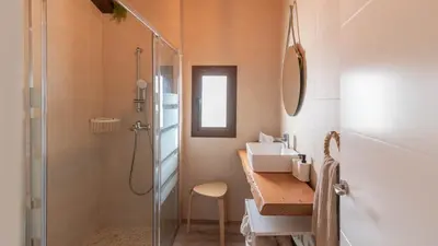 Un baño de Casa del Río en Villanueva Villanueva de la Concepción by Ruralidays