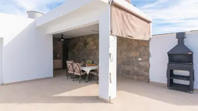 Plano de Casa del Río en Villanueva Villanueva de la Concepción by Ruralidays
