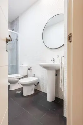 Un baño de Precioso estudio en San Julián Sevilla, AC WiFi Hiniesta estudio