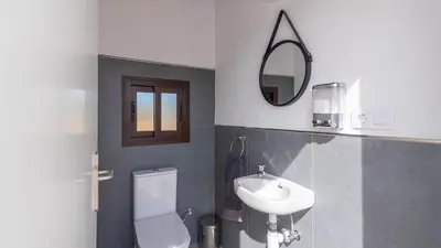 Un baño de El Pajar de Casablanca by Ruralidays