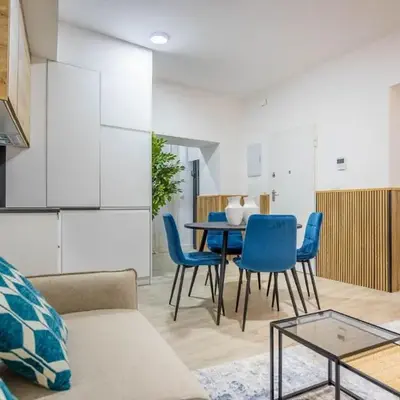 New modern - quiet street - Setas de Sevilla