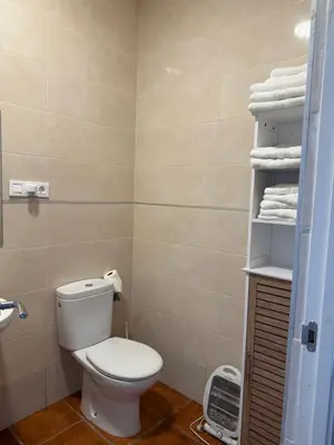 Un baño de ArroyoHome