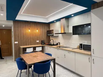 Una cocina o zona de cocina en apartamento lux nervión