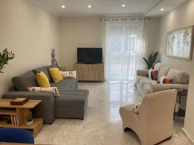 Una televisión o centro de entretenimiento en apartamento lux nervión