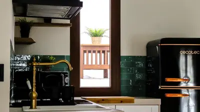 Una cocina o zona de cocina en Escapada Rural en La Casa del Árbol