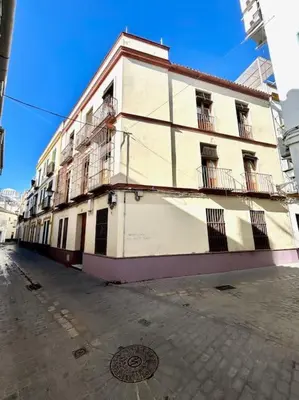 Edificio en el que se encuentra el apartamento