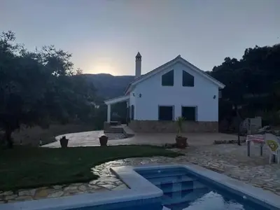Piscina en o cerca de Paraje el Cerro de Íllora