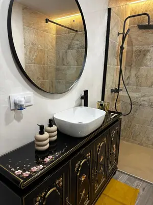 Un baño de Little Osaka Puertollano