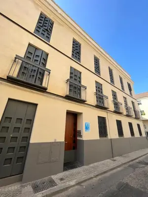Edificio en el que se encuentra el apartamento