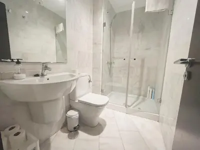 Un baño de Center Sevilla Confort 6