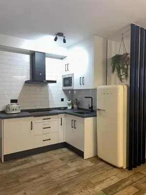 Una cocina o zona de cocina en Góngora Home con parking
