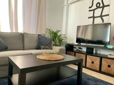 Una televisión o centro de entretenimiento en La Repera Jaén