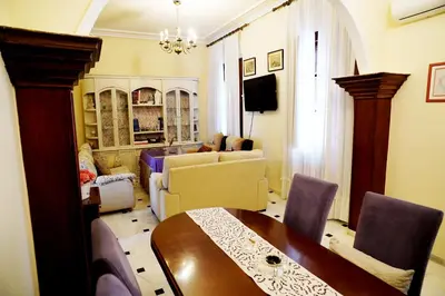Una televisión o centro de entretenimiento en Casa Patio Santa Marta