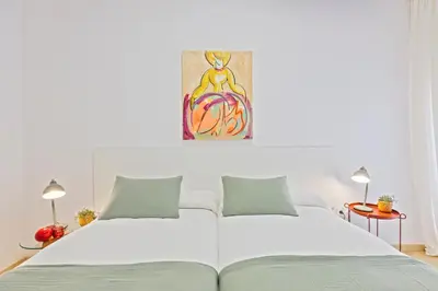 Cama o camas de una habitación en AvantiStays Sirena