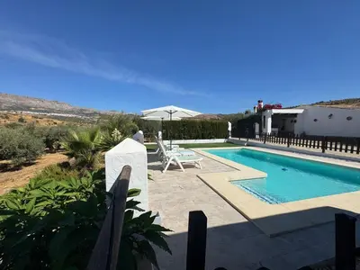 Piscina en o cerca de Cortijo Casablanca