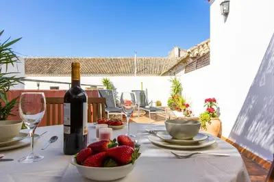 Comida en o cerca de este apartamento