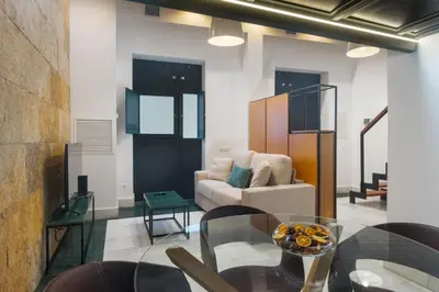 Zona de estar de Modern Duplex - Loft Style - Historic Centre