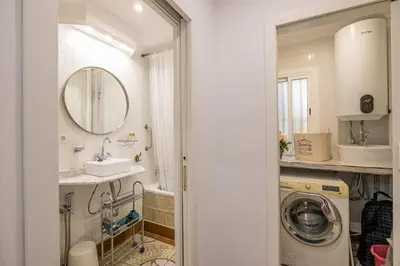 Un baño de Deluxe Divina Apartment