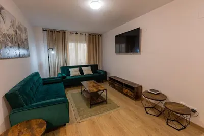 Una televisión o centro de entretenimiento en Americahome