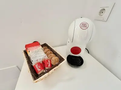 Utensilios para hacer té y café en Villa Tortola II
