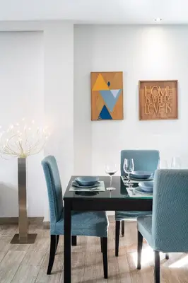 Zona de estar de Alohamundi Céspedes