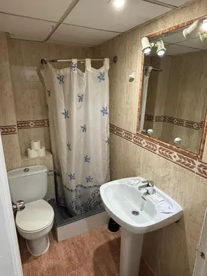 Un baño de Hotel Don Jose