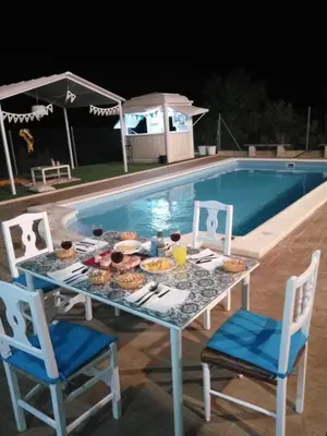 Piscina en o cerca de Casa Rural El Almendro
