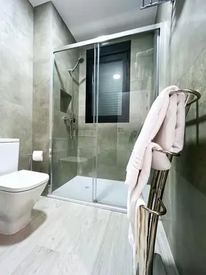 Un baño de Allegro - Apartamentos La Clave