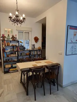 Biblioteca en el apartamento