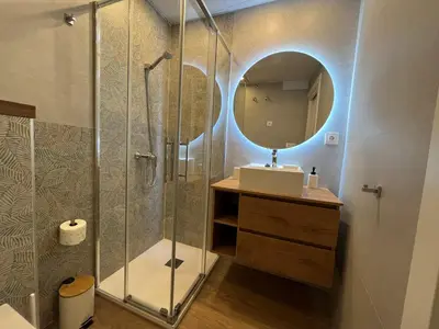 Un baño de Los balcones de la Carrera