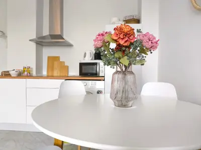 Una cocina o zona de cocina en Apartamento acogedor - piscina - parking