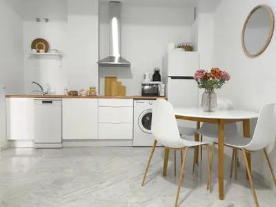 Una cocina o zona de cocina en Apartamento acogedor - piscina - parking