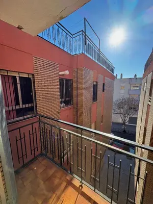 Un balcón o terraza de Apartamento espacioso El Olivo