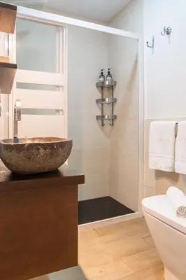 Un baño de Alohamundi Santa Clara