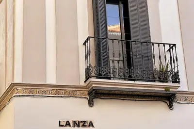 Plano de Apartments Lanza