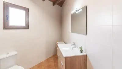 Un baño de Casa Mis Niñas Casabermeja by Ruralidays