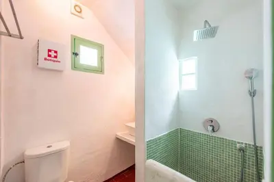 Un baño de Casa Spa de la Mariola