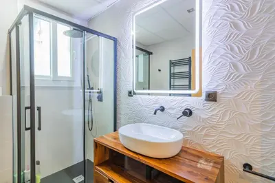 Un baño de Luxury Downtown Station Córdoba
