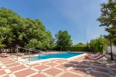 Piscina en o cerca de Cortijo La Mimbre Rural