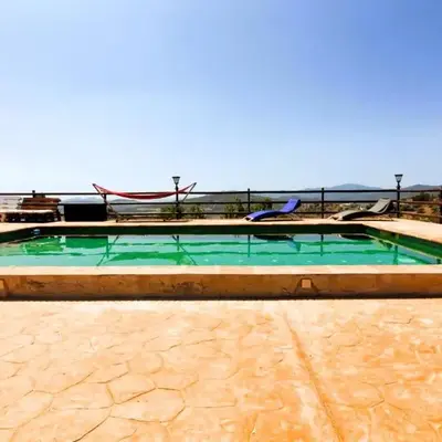 Casa rural con barbacoa y piscina