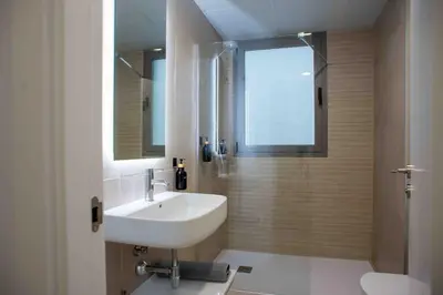 Un baño de Apartamento en Córdoba Centro 4F